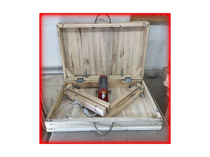 Vignette Editor: https://www.tuxpi.com/photo-effects/vignette